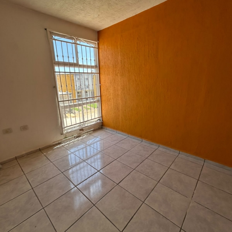 Casa en Privada Santa Fe | Fracc. Santa Martha — ¡Privacidad y Confort!