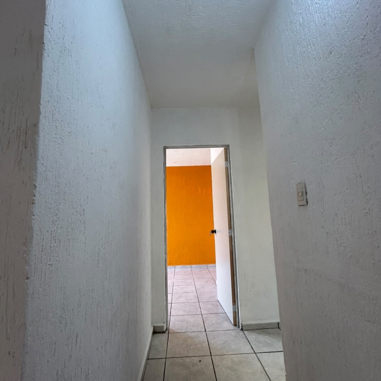 Casa en Privada Santa Fe | Fracc. Santa Martha — ¡Privacidad y Confort!