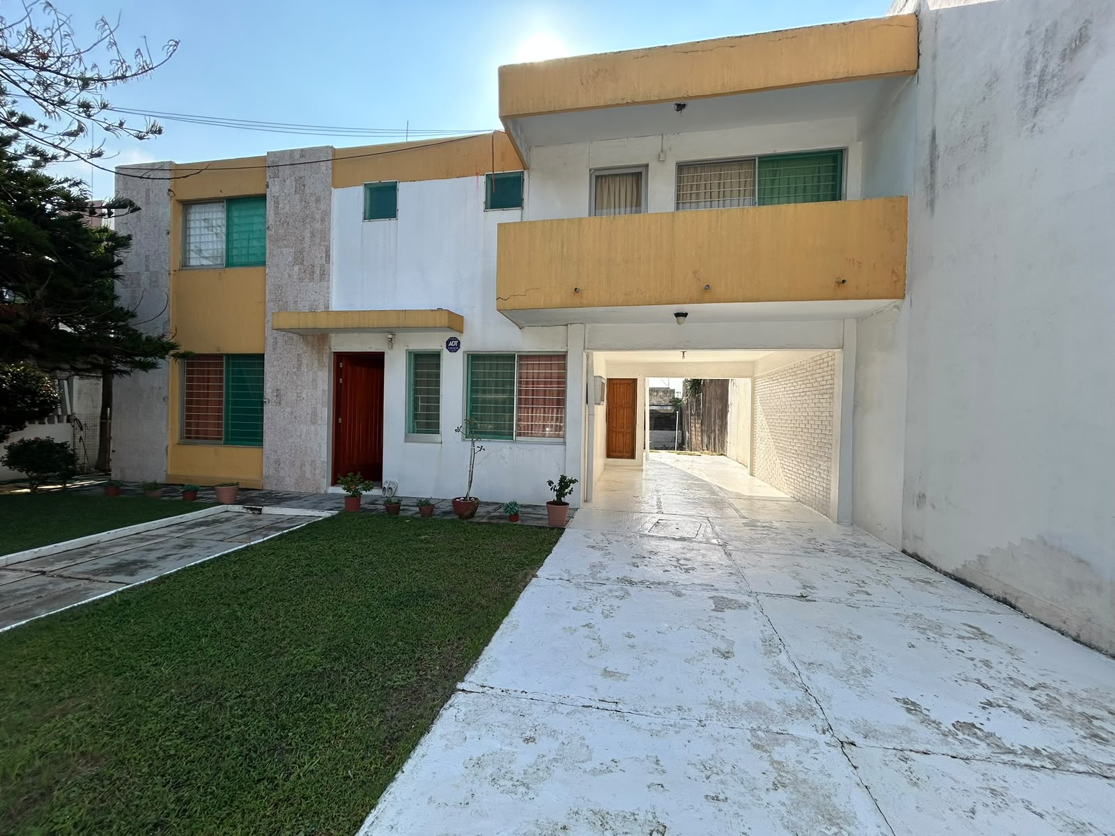 INM-015-CVB RP – Petrolera – López Mateos (5) Residencia de Gran Escala y Estructura Impecable en Col. Petrolera | 540 m² de Terreno