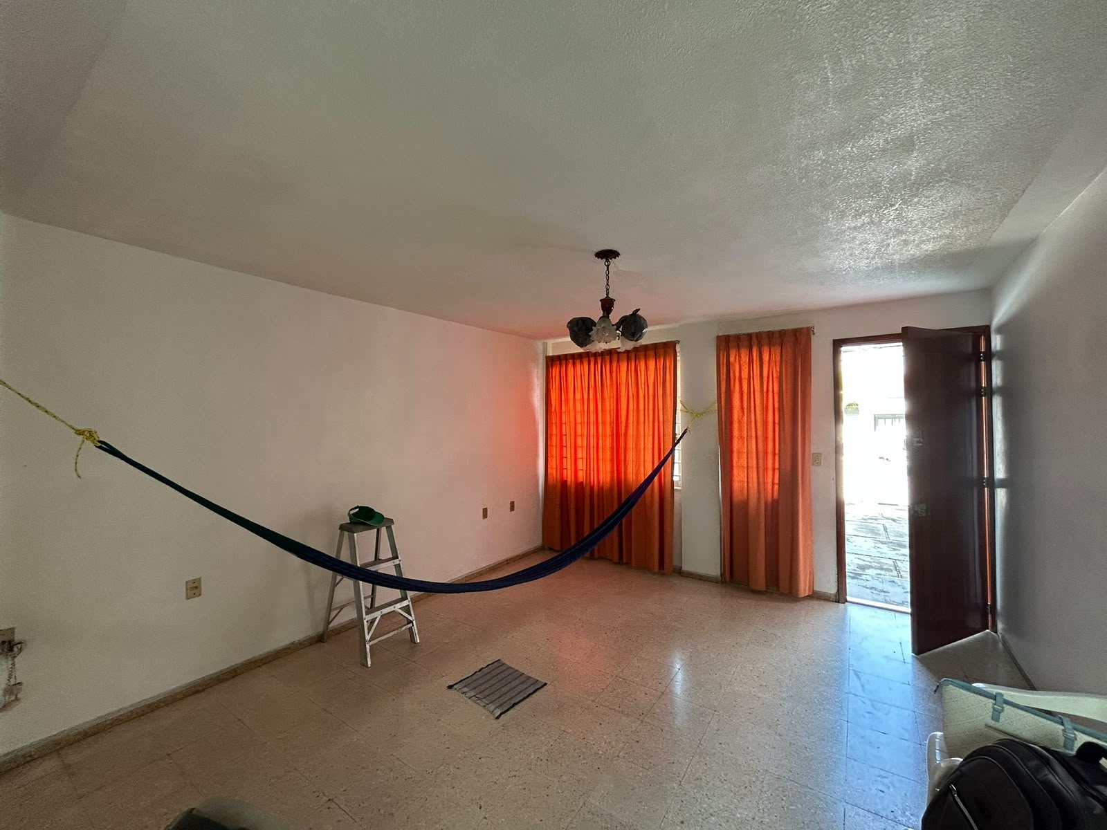 INM-015-CVB RP – Petrolera – López Mateos (9) Residencia de Gran Escala y Estructura Impecable en Col. Petrolera | 540 m² de Terreno