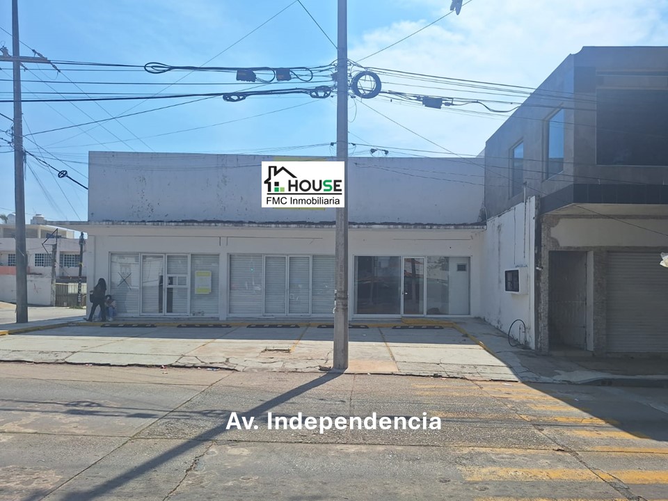 Local 210 m² (2) Local comercial 120-210 m² I Excelente ubicación (esquina premium)