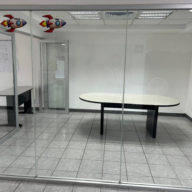 Local comercial 450 m² (2 disponibles) l Excelente ubicación