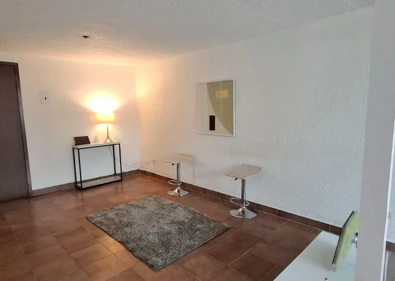 Departamento en Venta con Gran Ubicación en Av Taxqueña