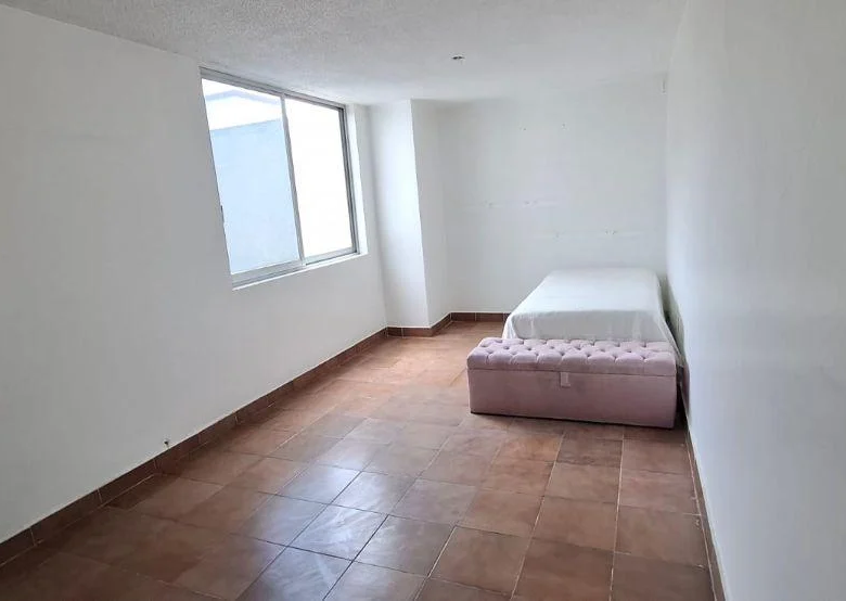 Departamento en Venta con Gran Ubicación en Av Taxqueña