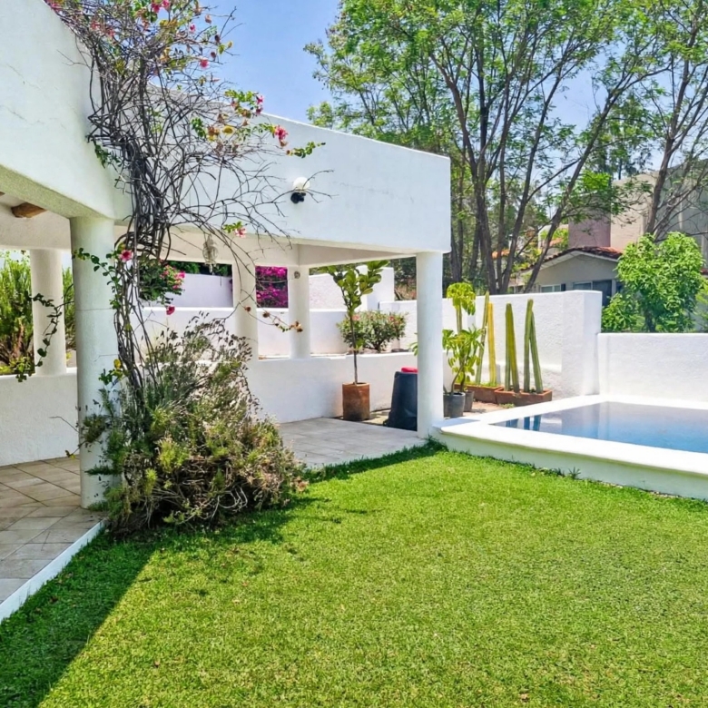Casa en venta en Club de Golf – San Agustin Etla, Oaxaca – 2 Recamaras – Alberca Privada