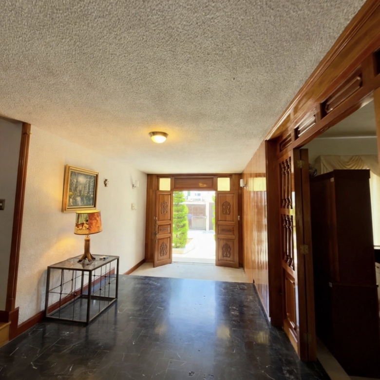 Residencia en San Felipe del Agua – 4 Suites – Uso Hotel Boutique – $35 MDP – Retorno de inversion inmediato