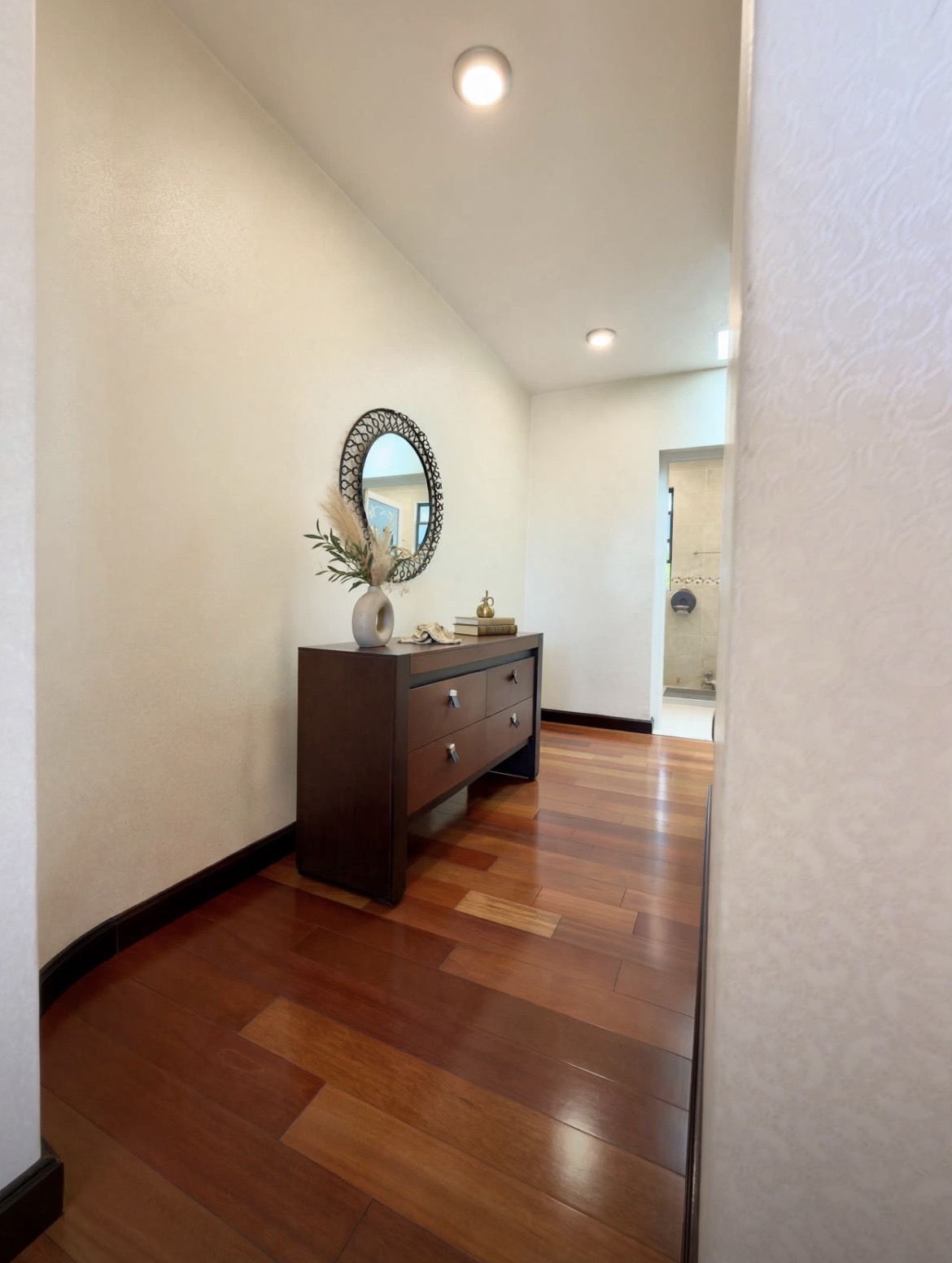 IMG_9481 Residencia en San Felipe del Agua – 4 Suites – Uso Hotel Boutique – $35 MDP – Retorno de inversion inmediato