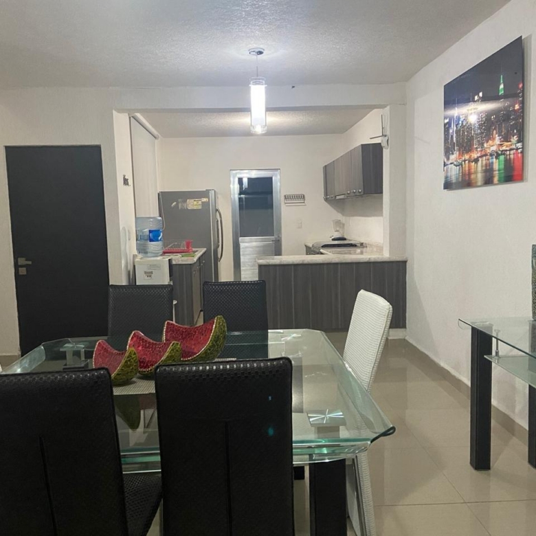 Exclusiva Casa Amueblada en Renta | Fracc. Real Campestre