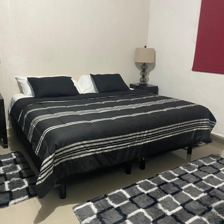 Exclusiva Casa Amueblada en Renta | Fracc. Real Campestre