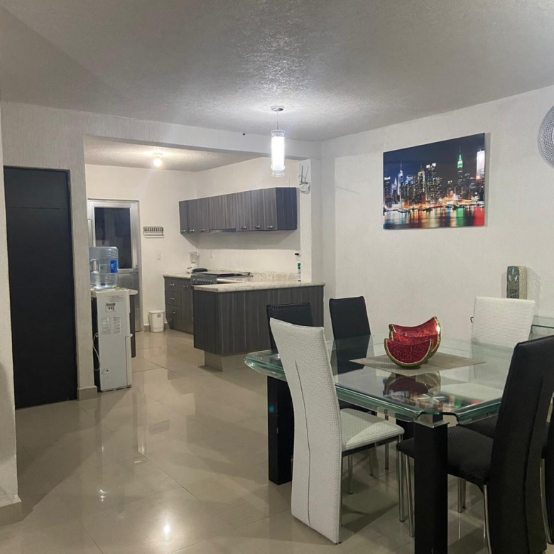 Exclusiva Casa Amueblada en Renta | Fracc. Real Campestre
