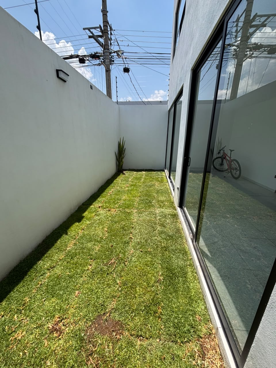 Casa nueva en conjunto privado, cerrada “Sn Jose” Xilotzingo, *Escrituración inmediata*